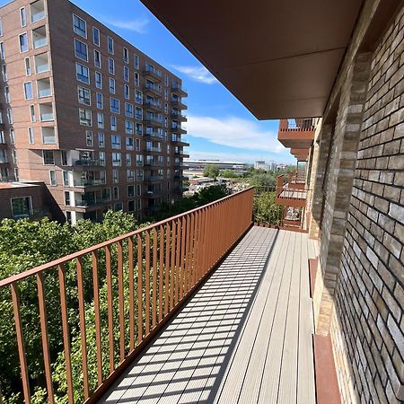 Deluxe Double Bed In Shared Apt Near Canary Wharf, City Airport & O2 Arena With Thames View London Luaran gambar