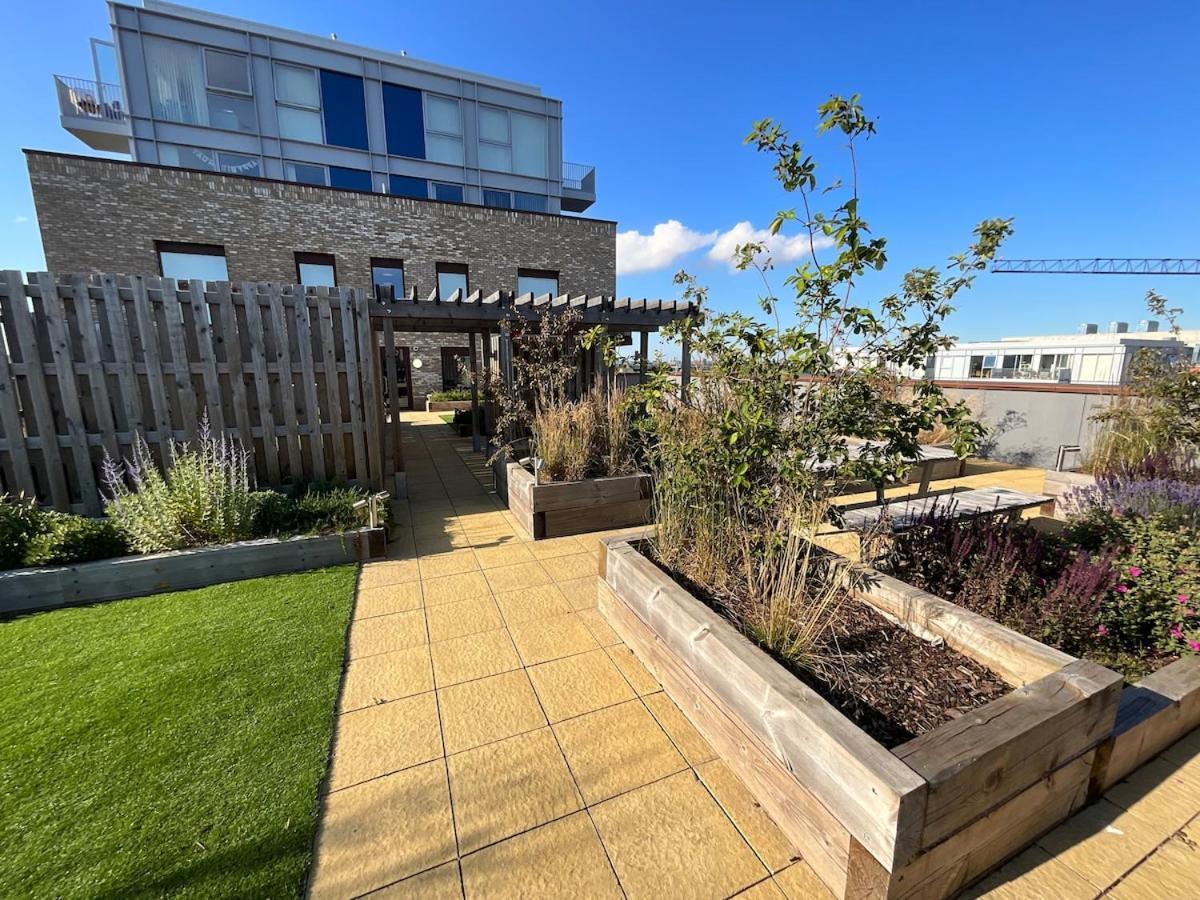 Deluxe Double Bed In Shared Apt Near Canary Wharf, City Airport & O2 Arena With Thames View London Luaran gambar
