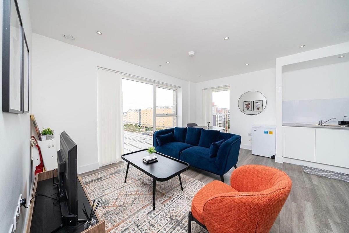 Deluxe Double Bed In Shared Apt Near Canary Wharf, City Airport & O2 Arena With Thames View London Luaran gambar